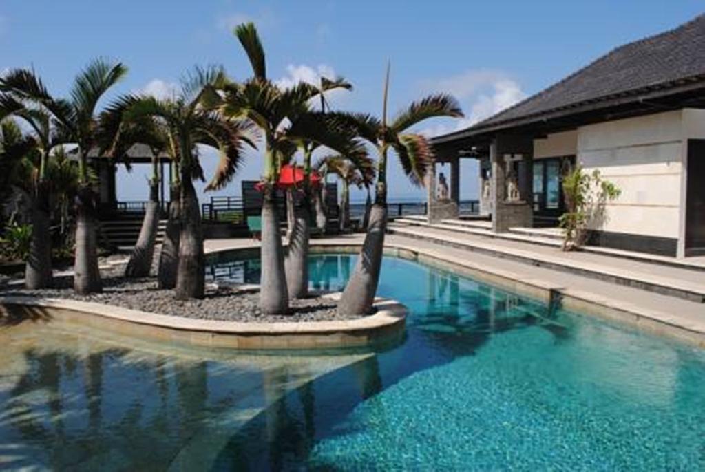 Suarti Resort, Villas & Gallery Ketewel Exterior foto