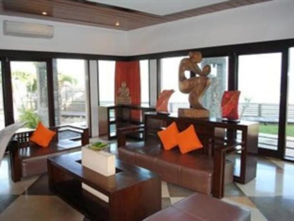 Suarti Resort, Villas & Gallery Ketewel Exterior foto