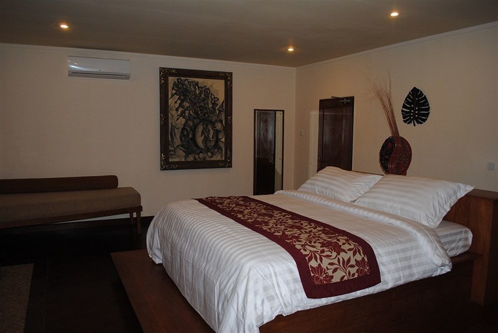 Suarti Resort, Villas & Gallery Ketewel Exterior foto